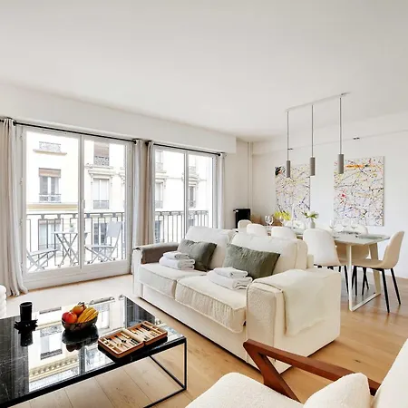 Lägenhet Modernity And Class In This Cocoon With Balcony *