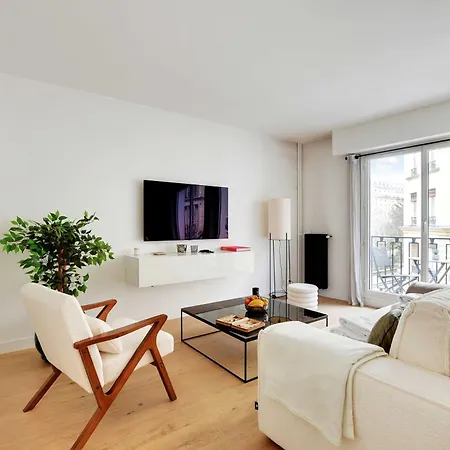Appartement Modernity And Class In This Cocoon With Balcony